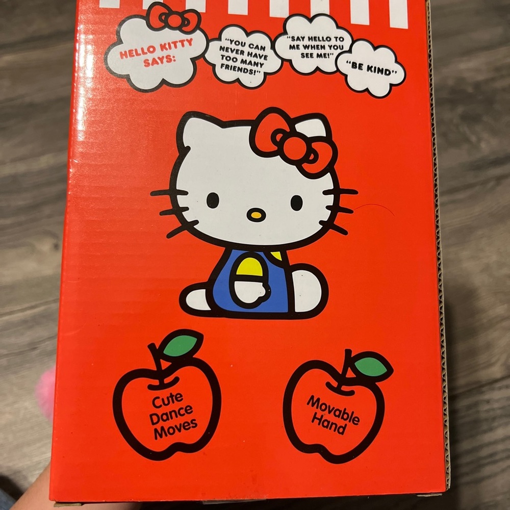 Dancing Hello Kitty Figure - Picture 2 of 2